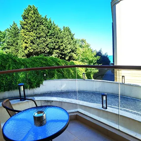 Cabacum Pleasure Beachfront - 50m To And Pool Warna