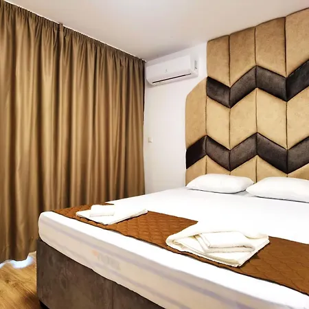 Cabacum Pleasure Beachfront - 50m To And Pool Warna