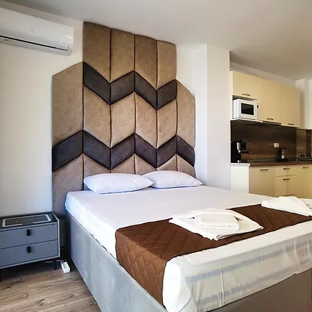 Cabacum Pleasure Beachfront - 50m To And Pool